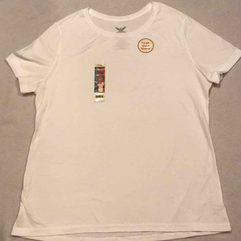 White tee